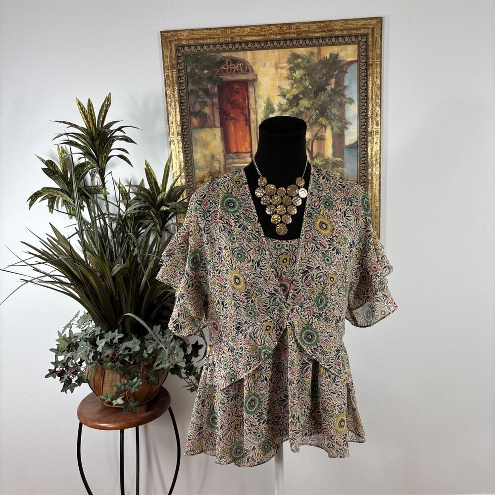 Cabi Women’s Short Sleeve Floral Ruffle Peplum Blouse Top Size Small Multicolor